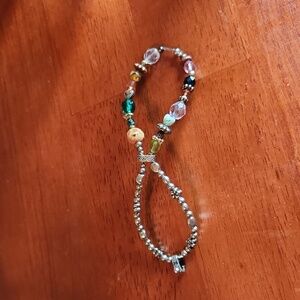 Lillarose ponytail holder clip. No size